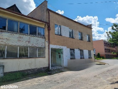 Na sprzedaż hala z biurowcem