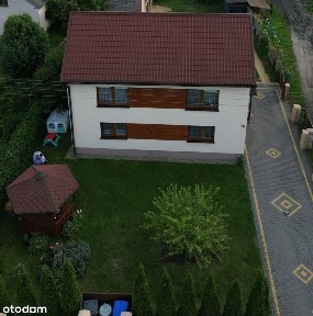Dom piętrowy, działka 836 m², 2 garaże - Trzemżal.