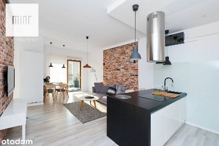 Piękny apartament z dużym balkonem