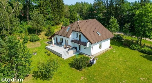 Dom z piękną działką nieopodal Kołobrzegu