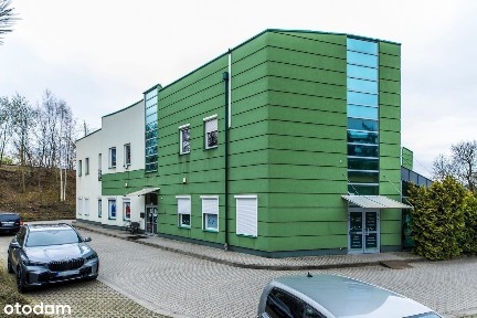 Lokal usługowy na wynajem 91 m/2. Cena 5000 netto mies. + media.