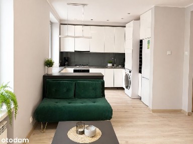 Nowoczesne 2 pokojowe mieszkanie w Centrum | Garderoba