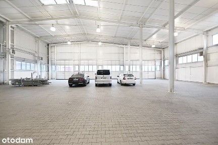 Ogrzewany magazyn z biurem, 8 bram, parking!