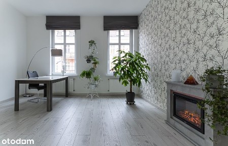 Komfortowe 4-pokojowe mieszkanie w centrum, balkon