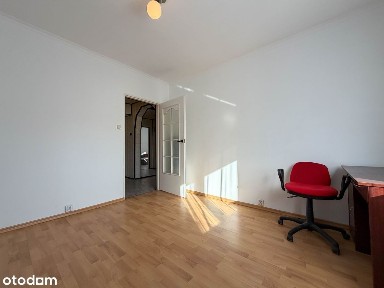 Funkcjonalne dwa pokoje z balkonem - 1 piętro, gotowe do zamieszkania