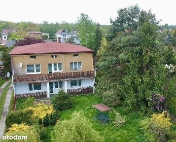 Dom dwurodzinny na przestronnej działce w centrum | Ponownie dostępny