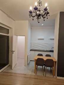 Wynajmę mieszkanie o pow 93 m2 w ścisłym centrum Piotrkowa