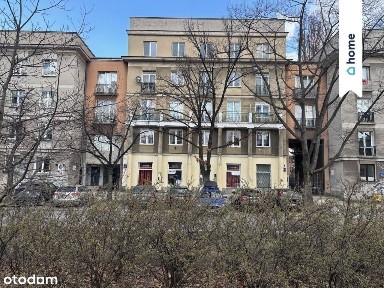 Stare Bielany/Lokal przy Metrze