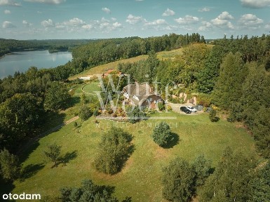 Wyjątkowy dom na Kaszubach z widokiem na jezioro.