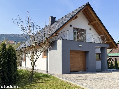 Nowy dom do zamieszkania Stróża / Myślenice