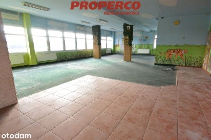 Lokal pow. 159,43 m2, Podkarczówka