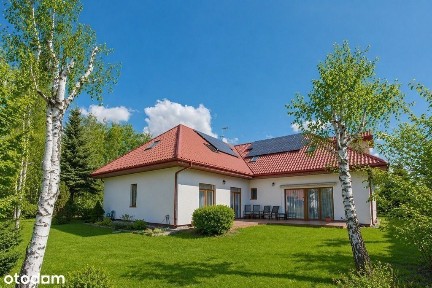 6-pokojowy dom z ogrodem i garażem 2-stanowiskowym