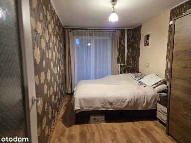 Dwupokojowe mieszkanie z balkonem i oddzielną kuchnią