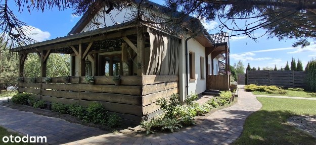 Sprzedam dom wolnostojący 130 m2, opcja dla 2 rodzin lub usługi, biuro