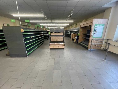 Lokal 400m2 (możliwe 800m2) po sklepie spożywczym, duży parking