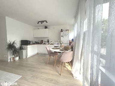 3pok po remoncie w 2024r. balkon ok Sky i Un. Ekon