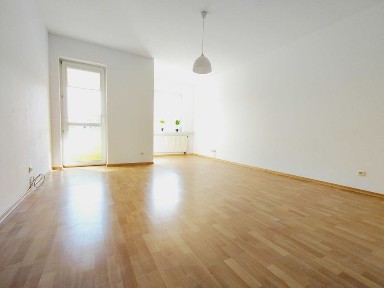Przytulne mieszkanie dwupokojowe z balkonem ul. Krzyżowa 8 przy parku wolne od zaraz bez mebli