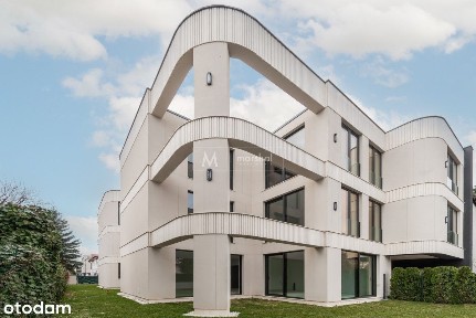 Nowy dom w prestiżowej lokalizacji.