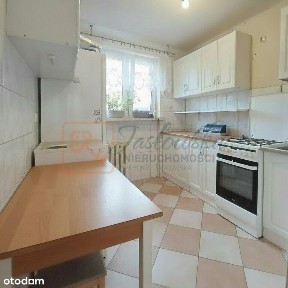 49m2, 3 pokoje, parter, ul. Broniewskiego