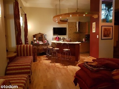 Przestronny i elegancki apartament na Rynku - luxus!