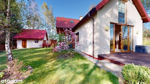 Wyjątkowy urokliwy wolnostojący dom otoczony lasem-duża działka 33 ar