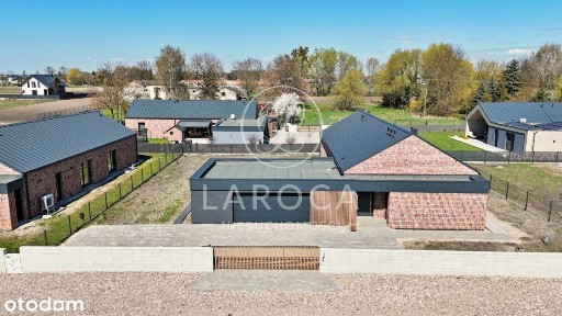 Nowoczesny Dom, w stylu Loft / Papowo Toruńskie.