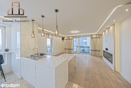 Apartament z widokiem - Miejsce w hali garażowe