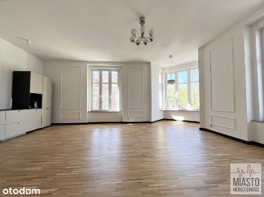 4 pokoje w wyremontowanej kamienicy przy parku