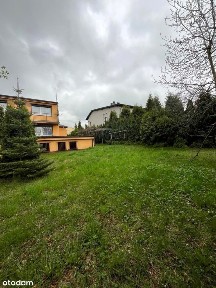 Dom wolnostojący z 3 sypialnie i 2 garażami