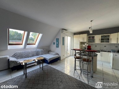 Pobierowo - dwupoziomowy apartament w centrum!