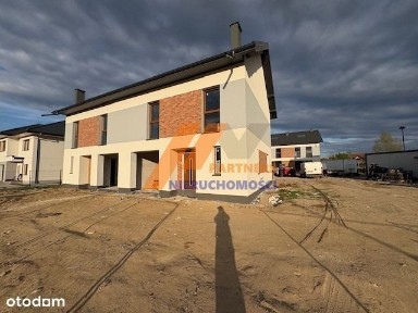 Bliźniak Książenice, dzialka ok 500m2.
