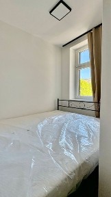 Nowiutkie 2 pokoje, ścisłe centrum, osobno kuchnia, osobno sypialnia/ Tanio