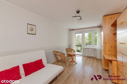 3 niezależne pokoje|blisko tramwaj|cisza|balkon