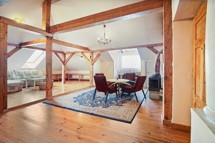 Starówka Zamość, mieszkanie 130 m2 w kamienicy