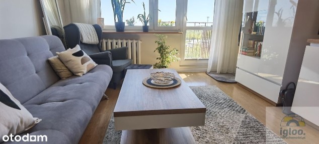 Ładne 3-pokoje -Po remoncie -Urządzone -Balkon -os.Świętokrzyskie
