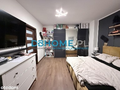 Nowe Miasto/2pok/po kapitalnym remoncie /4 piętro/4 piętrowa kamienica