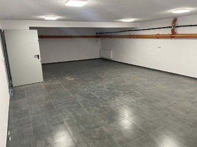 Lokal usługowy / biurowy centrum / Magazynowy