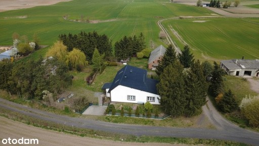 Dom dla dwóch rodzin na 1,8 ha - dwie niezależne księgi wieczyste