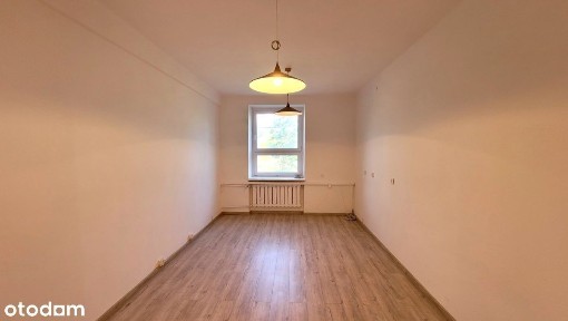 Lokal biurowy na parterze 23,45 m2