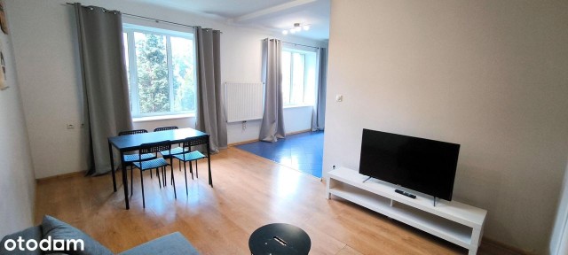 Ciche, przestronne 2-pokojowe mieszkanie,blisko do Centrum !
