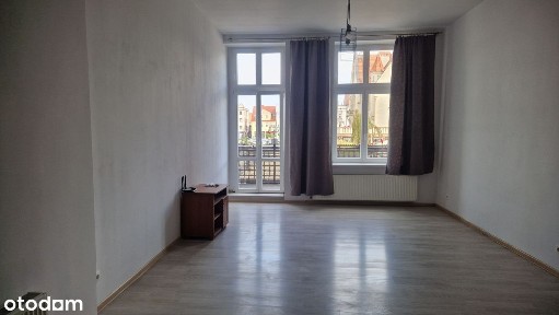 Wynajmę bezczynszowe mieszkanie z balkonem w centrum Krotoszyna