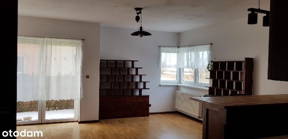 dwupokojowe mieszkanie z balkonem