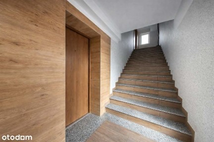 2 m. post, garderoba, balkon 10m2, fotowoltaika