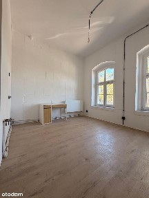 W starej piekarni / po remoncie / do aranżacji / wysokie sufity, loft