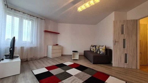 Do wynajęcia przestronna kawalerka - ul. Chrobrego 11, 37 m²