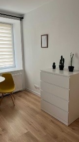 (4) Bezpośrednio wynajmę kawalerki po remoncie - Marysińska 45a