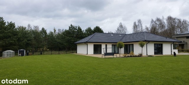 Nowoczesny dom parterowy 293 m² | działka 3022 m² | Radonie