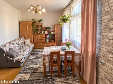 91,8 m² | 5 pokoi | Okrzei | kamienica | świetna lokalizacja!