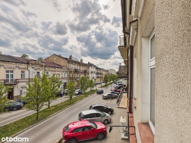 72 m2 potencjału u zbiegu głównych ulic. Okazja