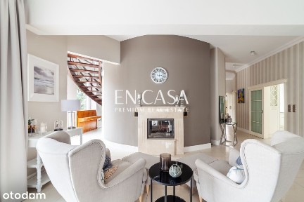 Niepowtarzalny dom | Salon o wys. 6m